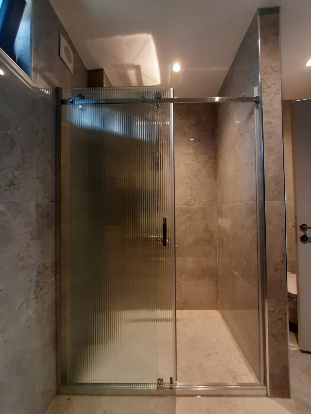 Paslanmaz Duşakabin PS-014 Showroom Sergileme